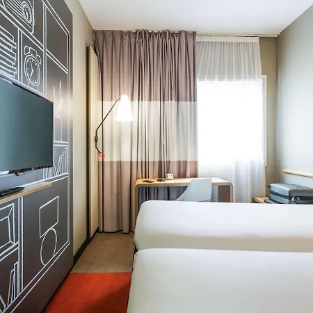 Ibis Centre - Gare Saint-jean 3*