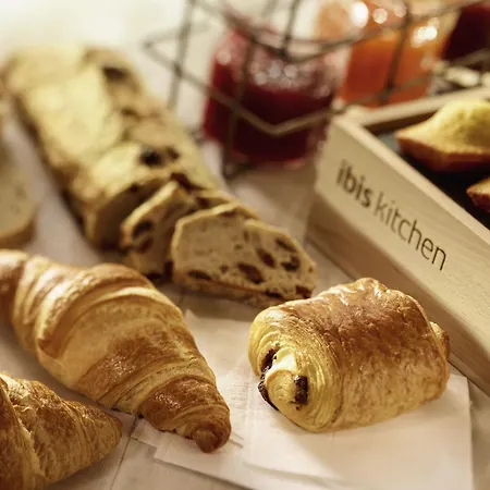 Ibis Centre - Gare Saint-jean Hotel 3*