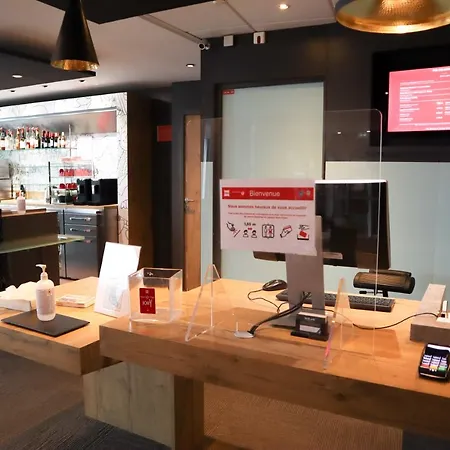Ibis Centre - Gare Saint-jean Hotel