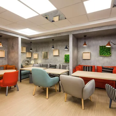 Ibis Centre - Gare Saint-jean Hotel 3*