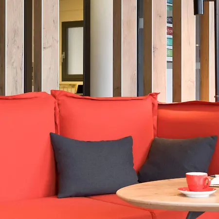 Ibis Centre - Gare Saint-jean Hotel 3*