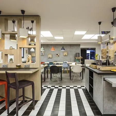 Ibis Centre - Gare Saint-jean 3*