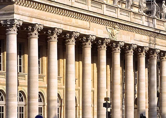 Ibis Centre - Gare Saint-jean 3*