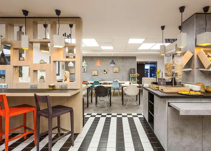 Ibis Centre - Gare Saint-jean Hotell