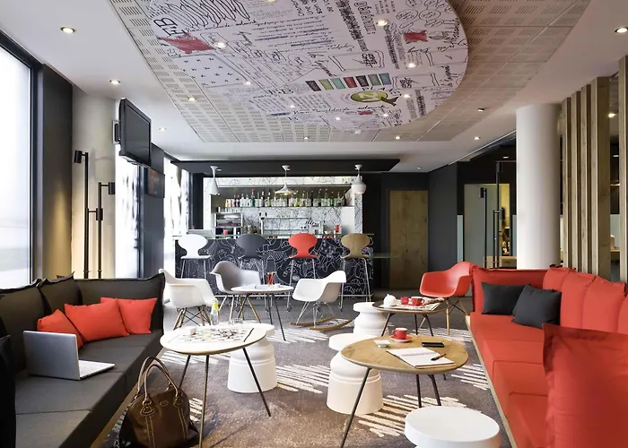 Ibis Centre - Gare Saint-jean Hotel 3*