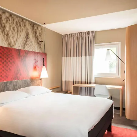 Hotel Ibis Centre - Gare Saint-jean