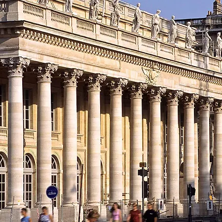 Ibis Centre - Gare Saint-jean 3*