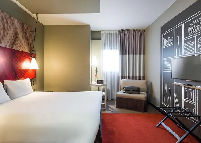Hotel Ibis Centre - Gare Saint-jean