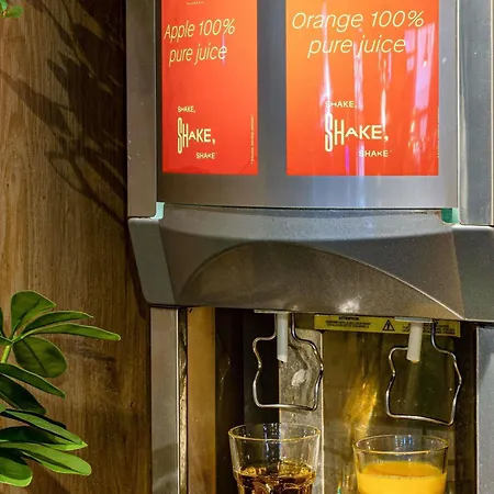 波尔多市中心圣让车站宜必思酒店 酒店 波尔多